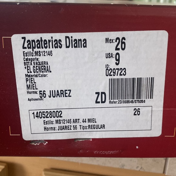 Western Boots - Picture 5 of 9